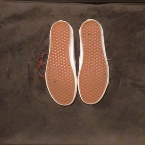 Burgundy/white Vans